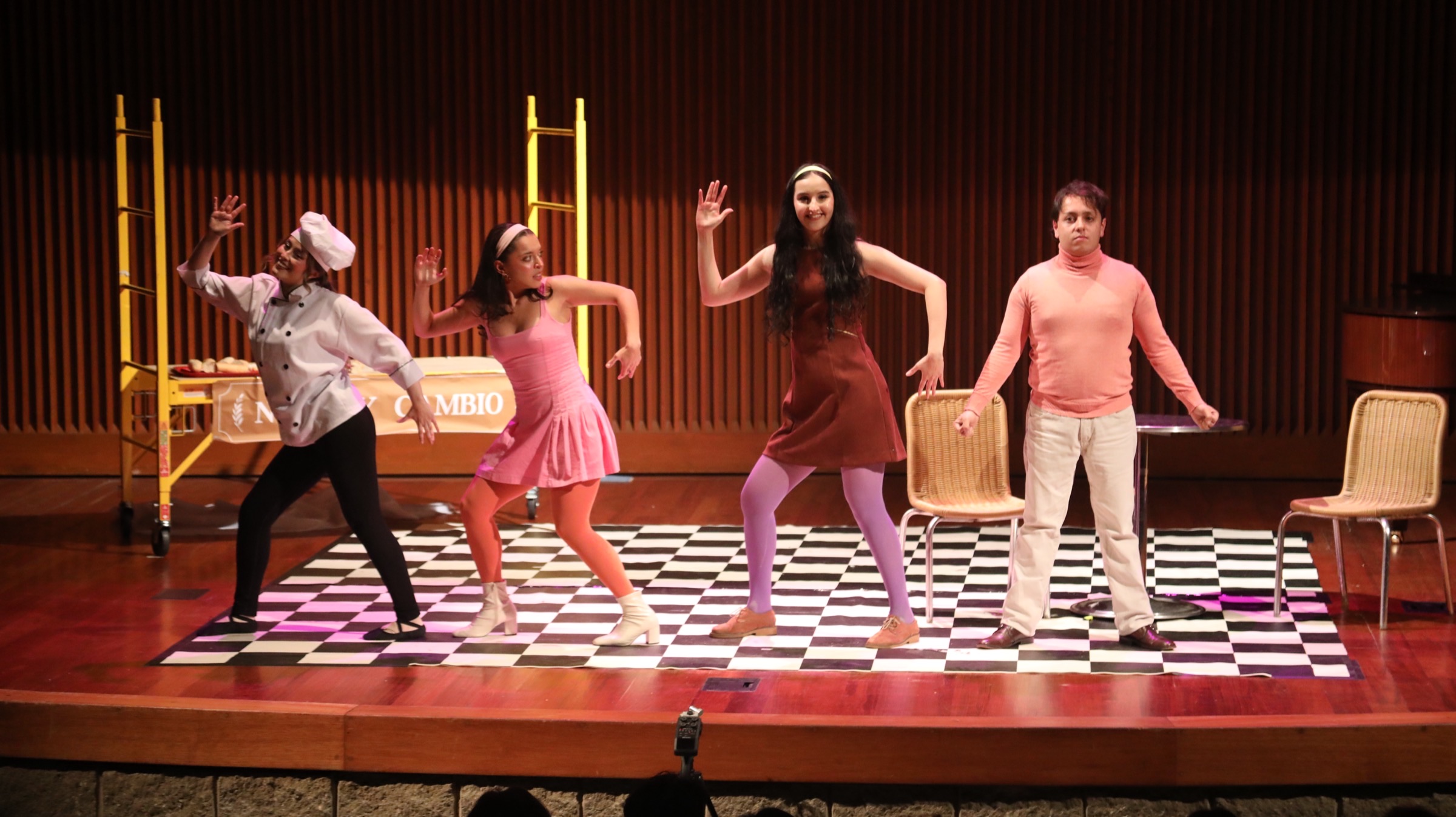Cuestión de Sincronía — elenco en escena, Premio ASCUN 2024
